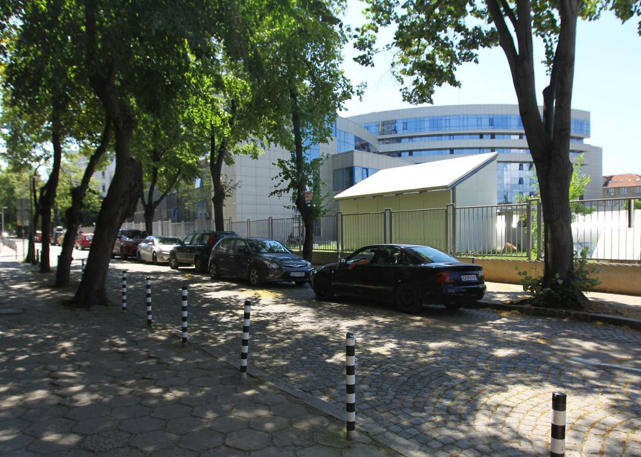 Niki Apart Sofia Exterior photo